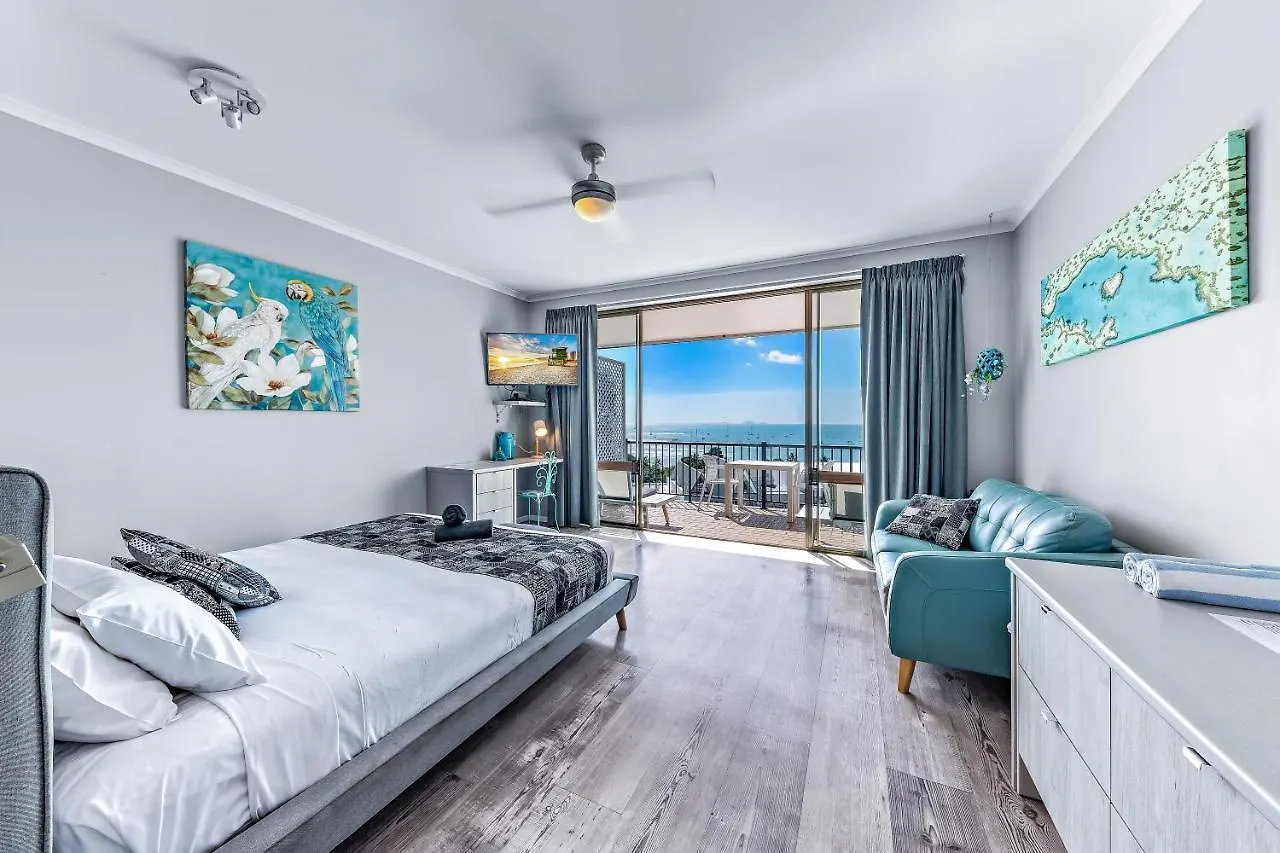 아파트 Ocean View 16A Studio Pool & Spa Wi-Fi 에일리비치 오스트레일리아