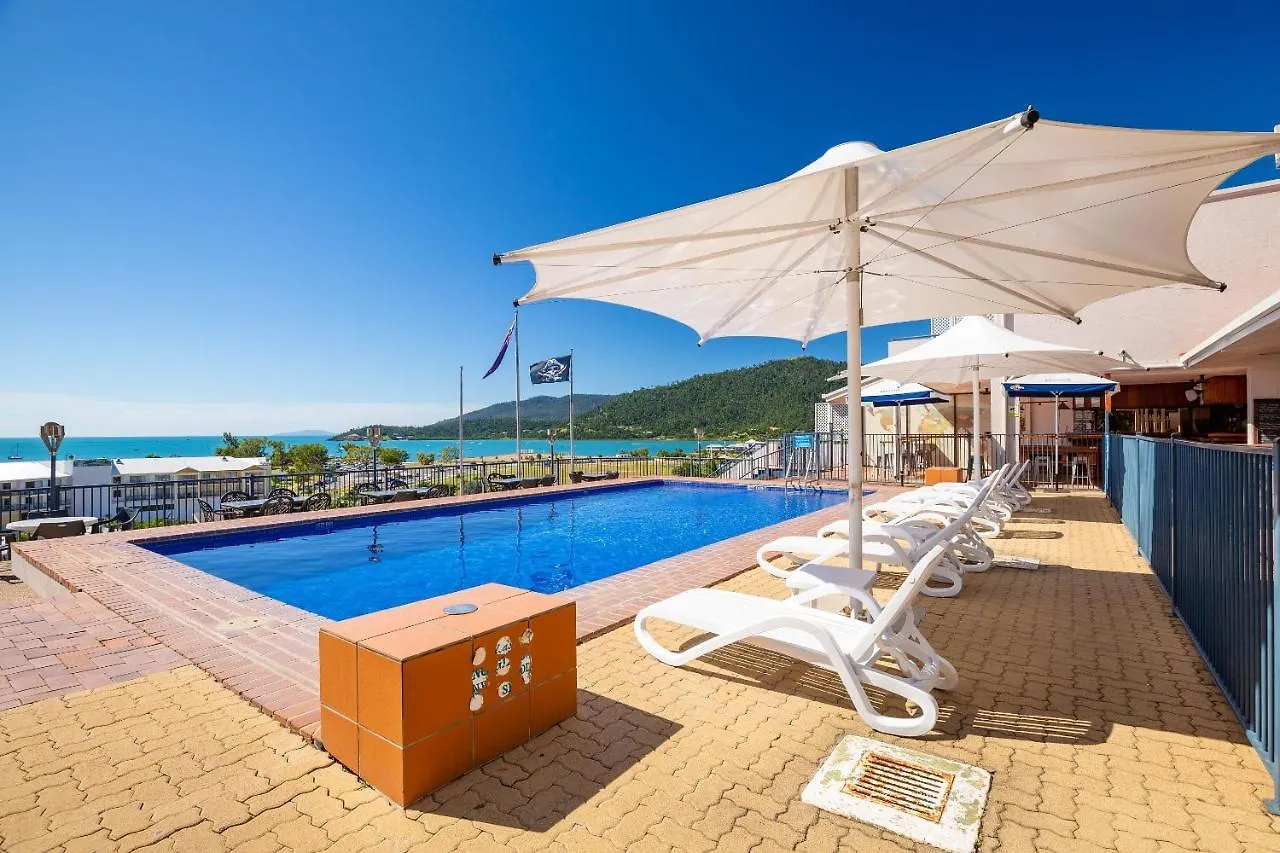 Ocean View 16A Studio Pool & Spa Wi-Fi 에일리비치 아파트