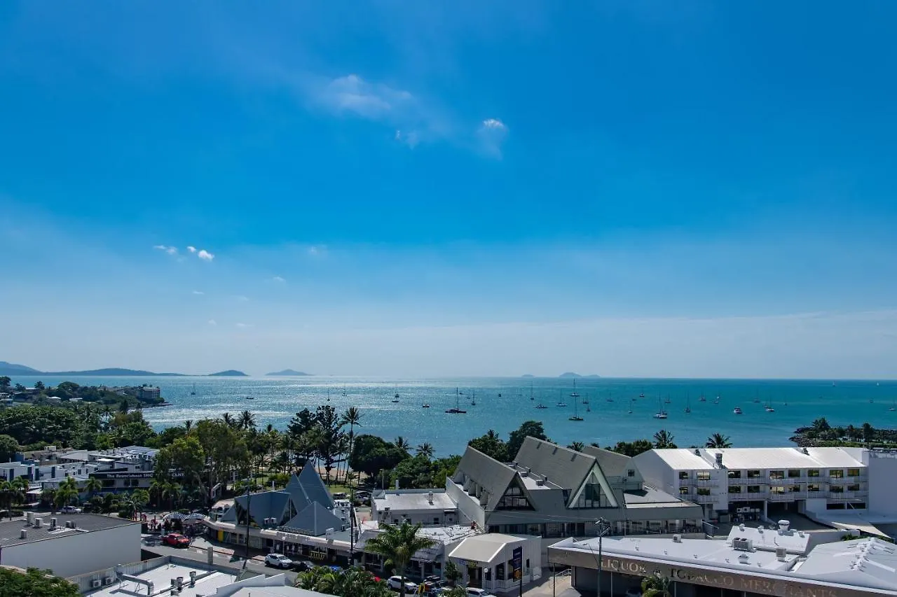 Ocean View 16A Studio Pool & Spa Wi-Fi Airlie Beach
