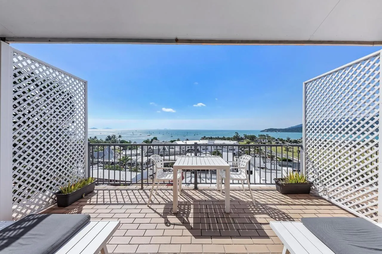 Apartment Ocean View 16A Studio Pool & Spa Wi-Fi Airlie Beach